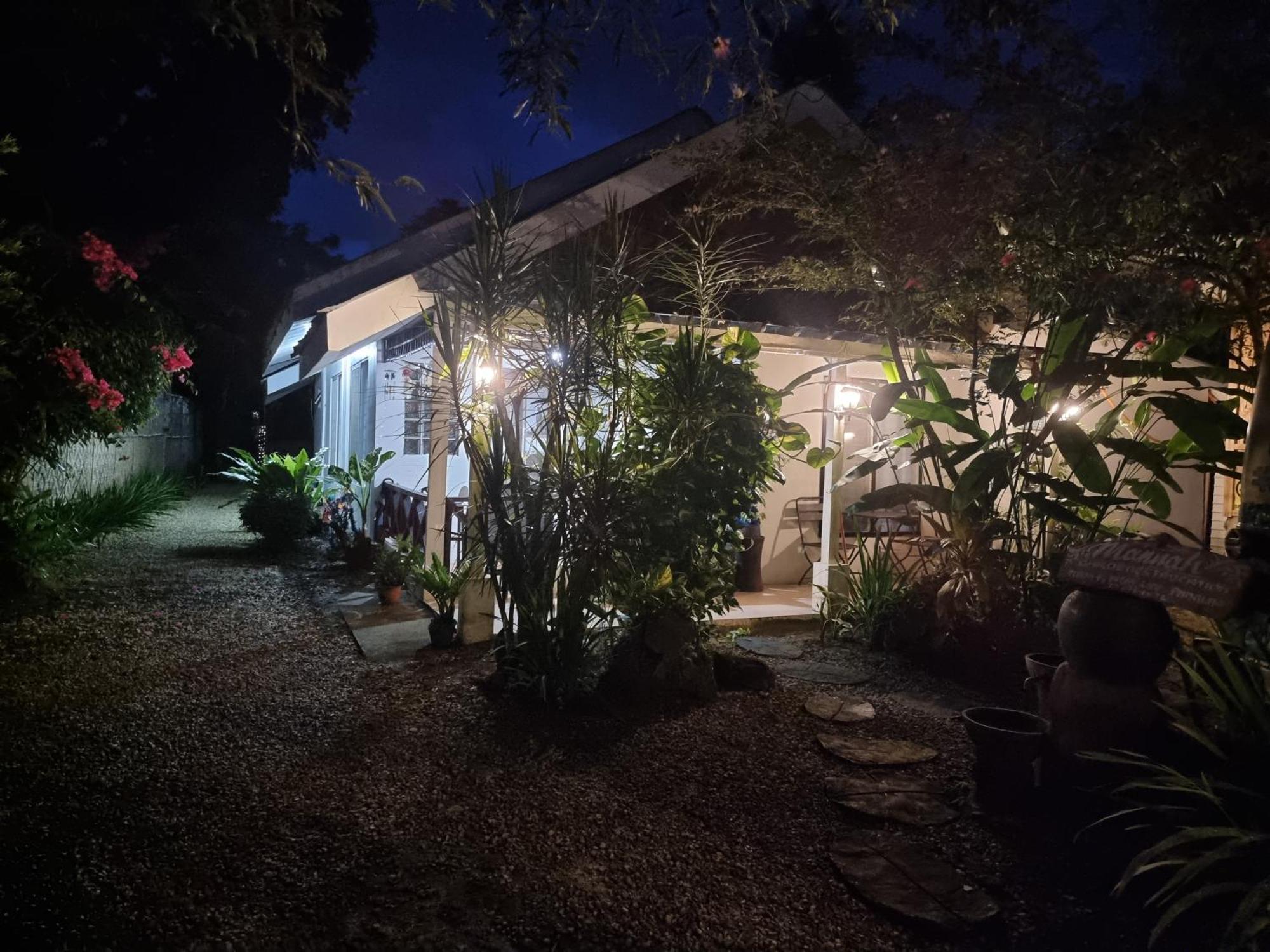 Mannah Garden Staycation Place Panglao Exterior photo